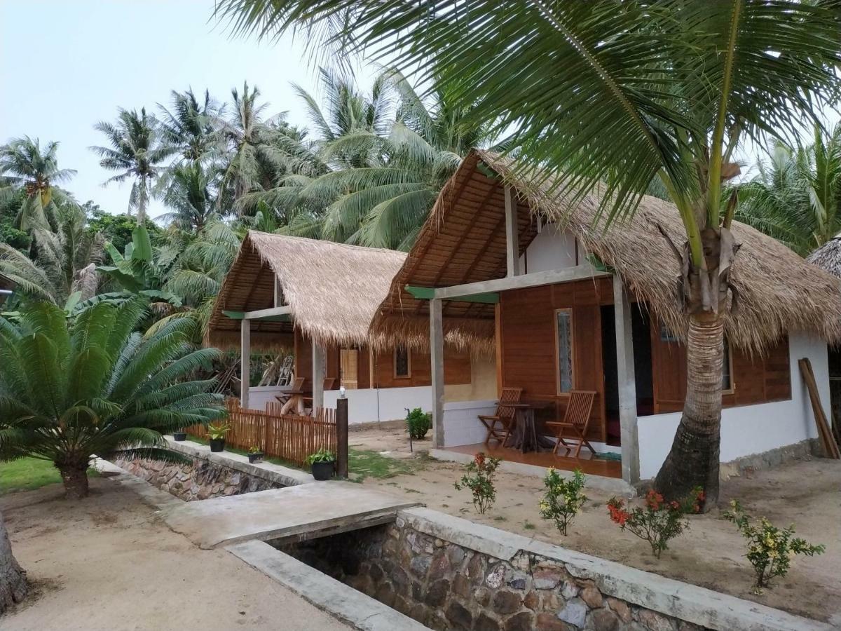 Bungalow Îles Îles Karimunjawa Extérieur photo