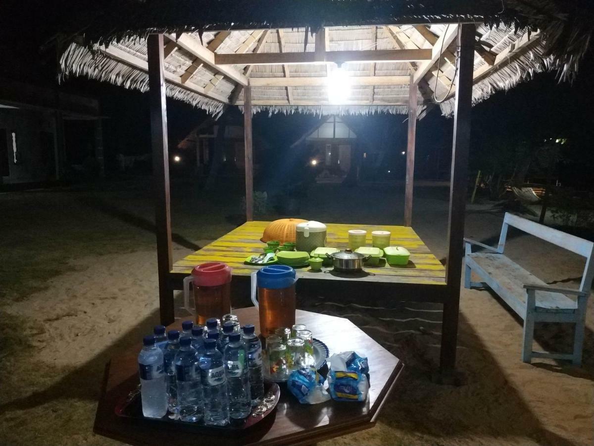 Bungalow Îles Îles Karimunjawa Extérieur photo